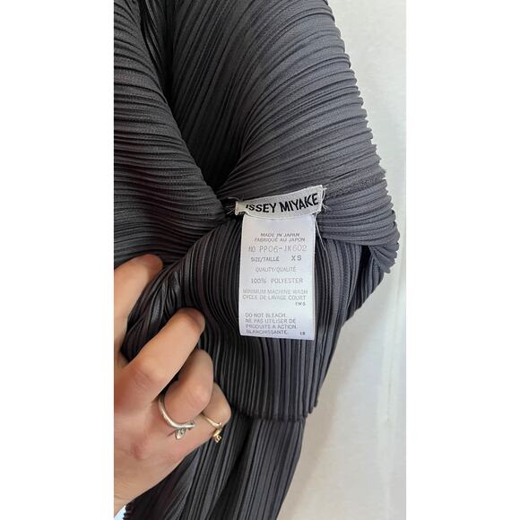 Issey Miyake Grey Women's XS Long Sleeve Top Pleats Please Collection - Picture 10 of 10